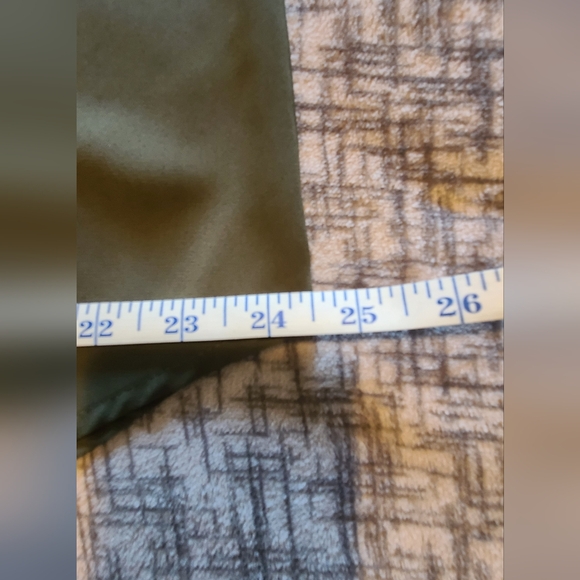 ❣️ Olive V-neck Top ❣️BOGO - Picture 3 of 4